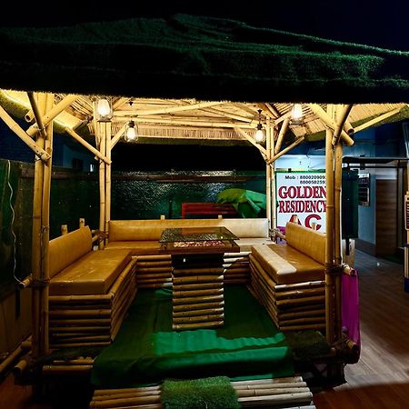 Golden Residency Hotel New Delhi Bagian luar foto