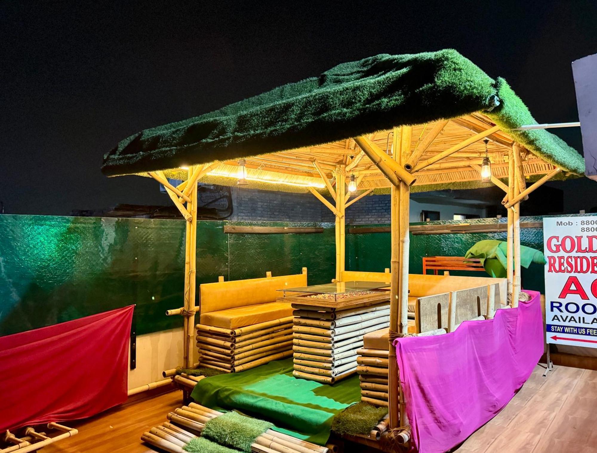 Golden Residency Hotel New Delhi Bagian luar foto